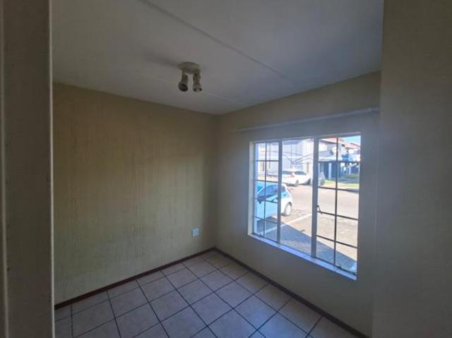 2 Bedroom Apartment in Comet