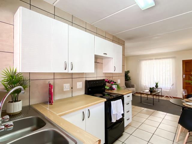 2 Bedroom Apartment in Comet