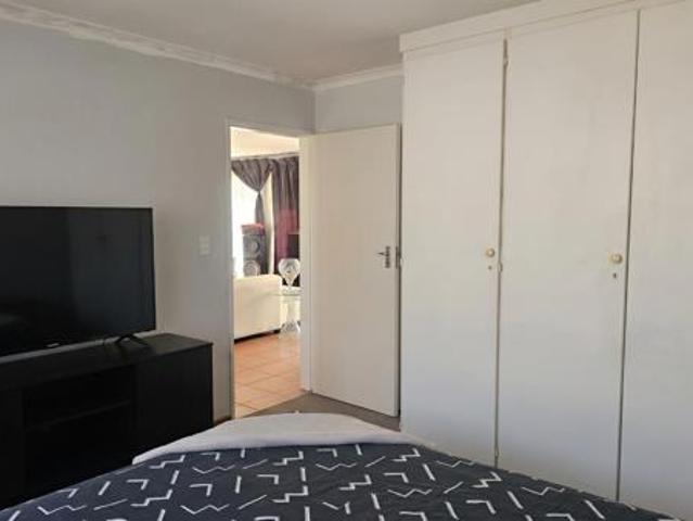 2 Bedroom Apartment in Constantia Kloof