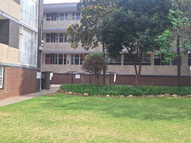 2 Bedroom Apartment in Constantia Kloof