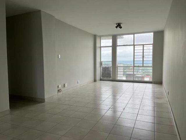 2 Bedroom Apartment in Constantia Kloof