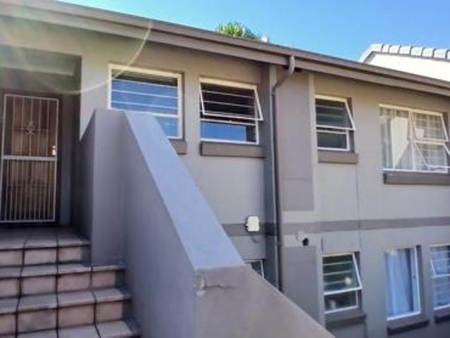 2 Bedroom Apartment in Constantia Kloof