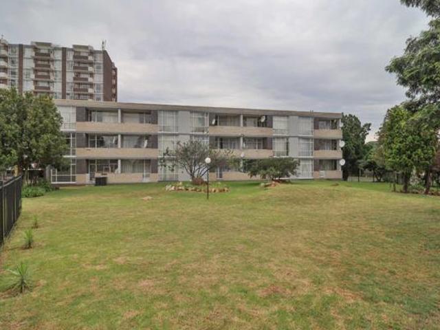 2 Bedroom Apartment in Constantia Kloof