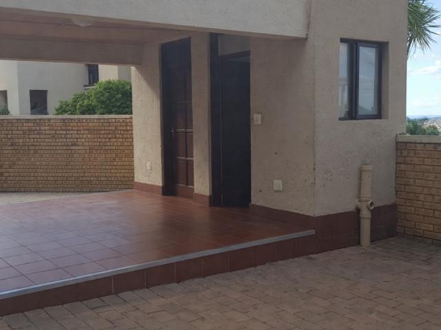 2 Bedroom Apartment in Constantia Kloof