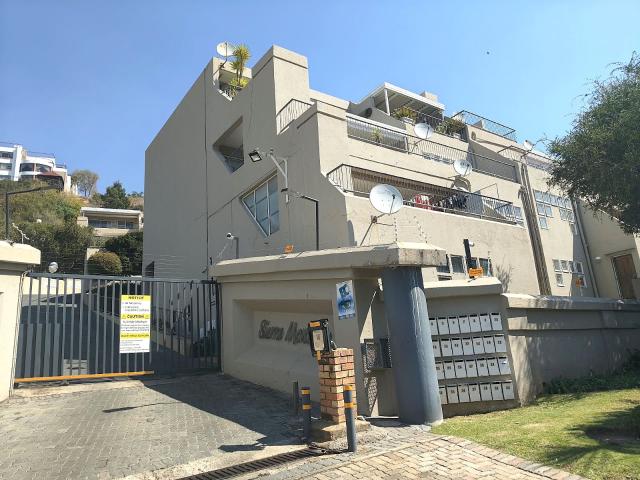 2 Bedroom Apartment in Constantia Kloof