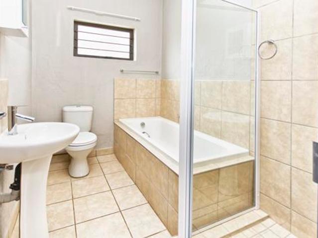 2 Bedroom Apartment in Cosmo City