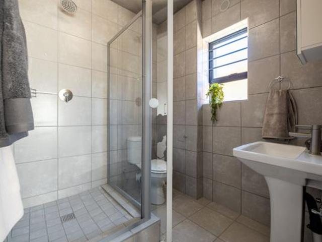 2 Bedroom Apartment in Cosmo City