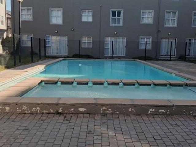 2 Bedroom Apartment in Costa Da Gama