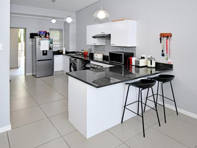 2 Bedroom Apartment in Craighall