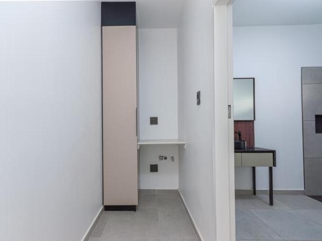 2 Bedroom Apartment in Craighall Park