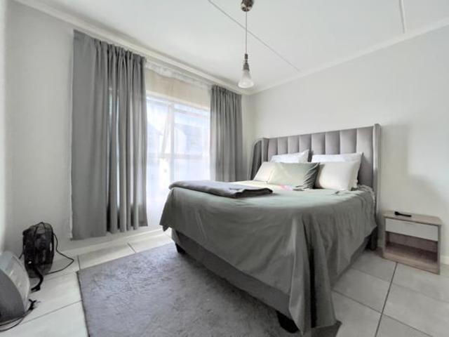 2 Bedroom Apartment in Crowthorne