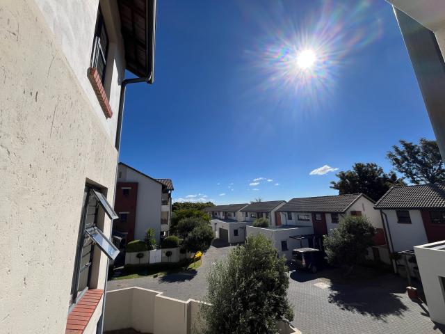 2 Bedroom Apartment in Crowthorne AH