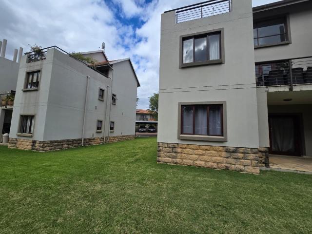 2 Bedroom Apartment in Crowthorne AH