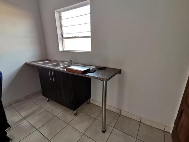 2 Bedroom Apartment in Crystal Park