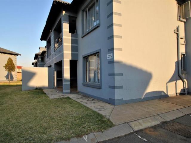 2 Bedroom Apartment in Crystal Park