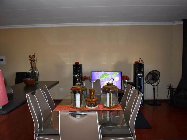 2 Bedroom Apartment in Dullstroom