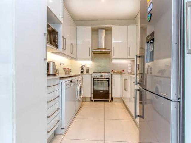 2 Bedroom Apartment in Dunkeld West