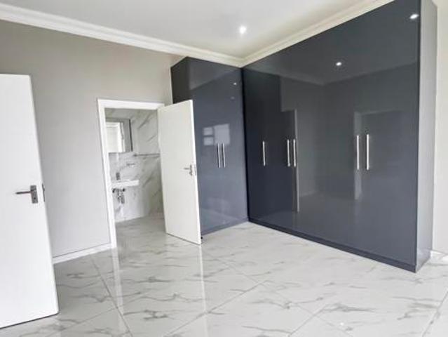 2 Bedroom Apartment in Durban North