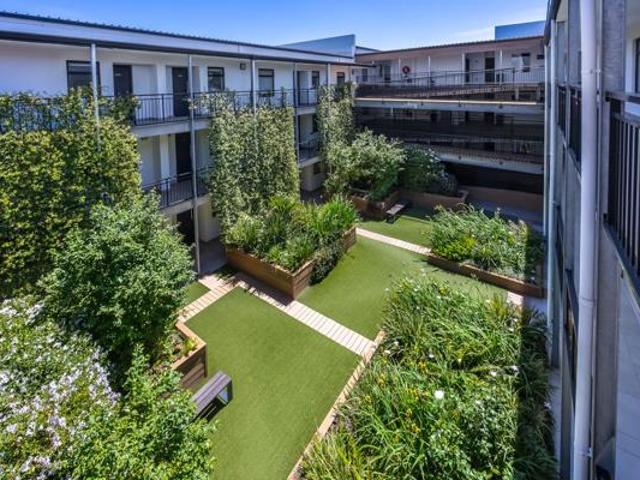 2 Bedroom Apartment in Durbanville Central