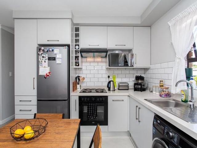 2 Bedroom Apartment in Durbanville Central