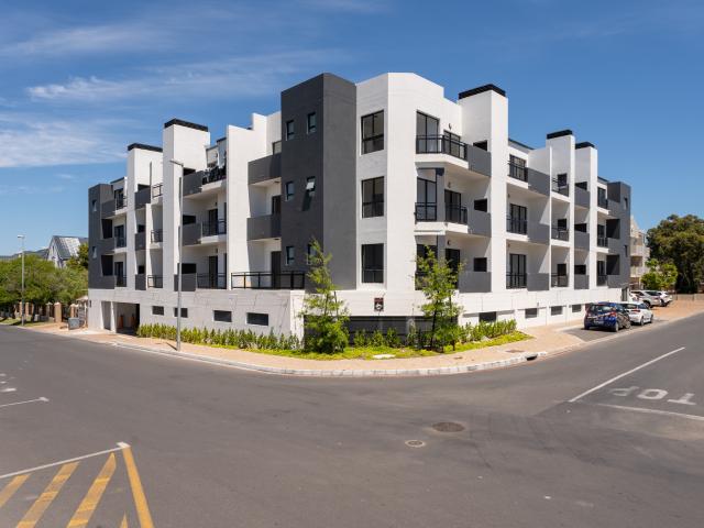 2 Bedroom Apartment in Durbanville Central