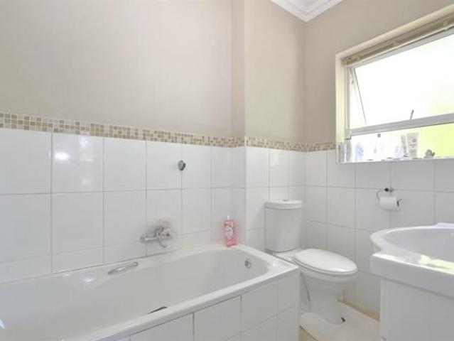 2 Bedroom Apartment in Durbanville Central