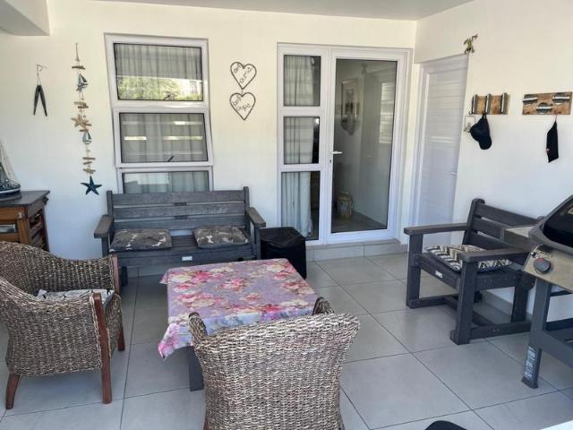 2 Bedroom Apartment in Dwarskersbos