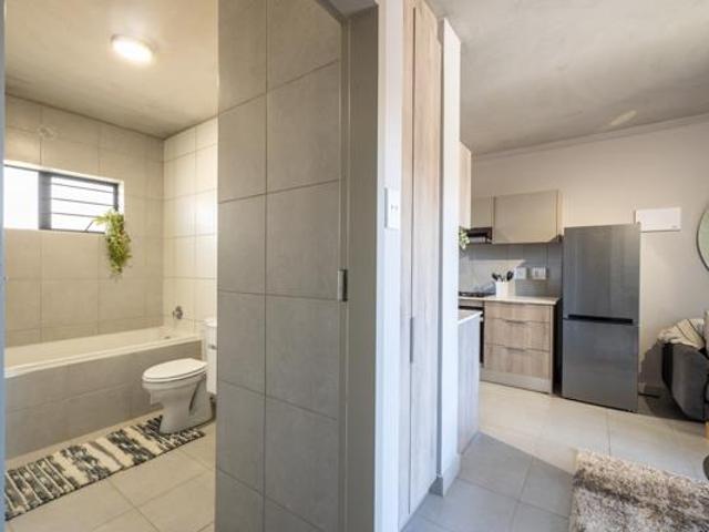2 Bedroom Apartment in Dainfern