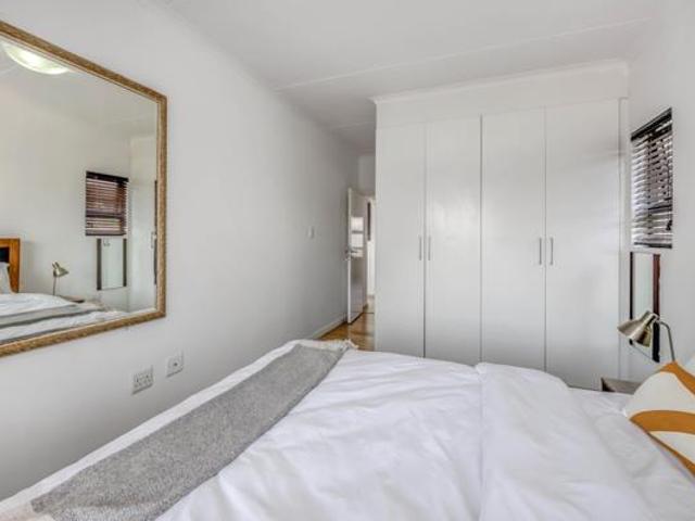 2 Bedroom Apartment in Dainfern