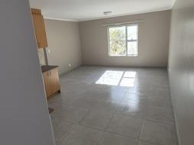 2 Bedroom Apartment in De La Haye