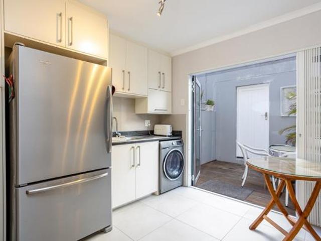 2 Bedroom Apartment in De Waterkant