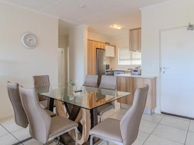 2 Bedroom Apartment in De Zicht Estate