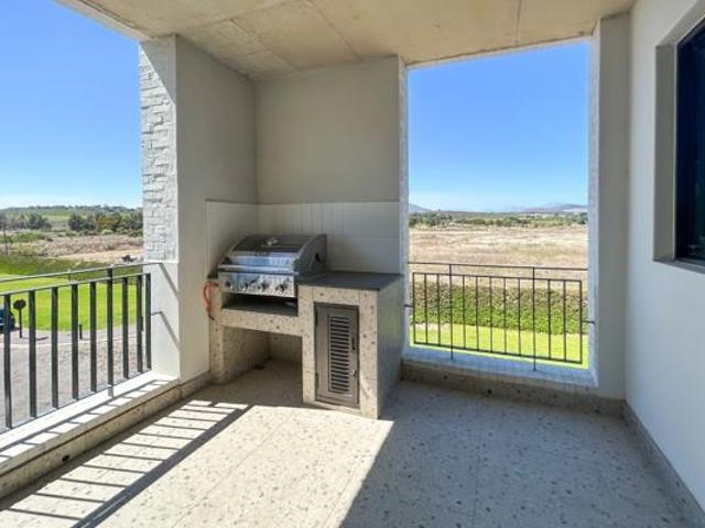 2 Bedroom Apartment in Devonbosch Precinct