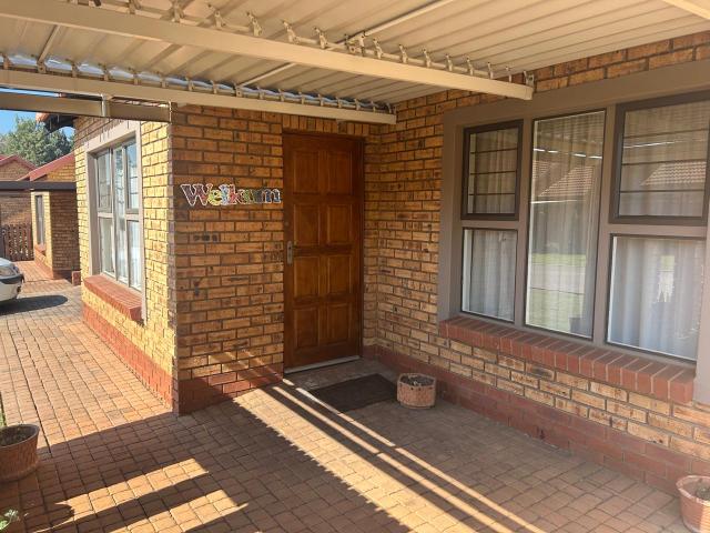 2 Bedroom Apartment in Die Wilgers