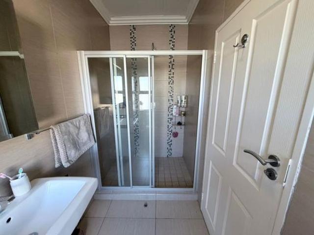 2 Bedroom Apartment in Die Bult