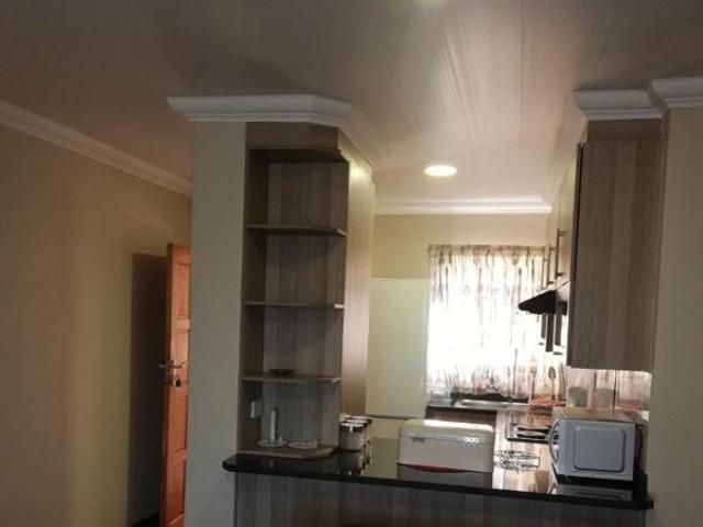 2 Bedroom Apartment in Die Heuwel