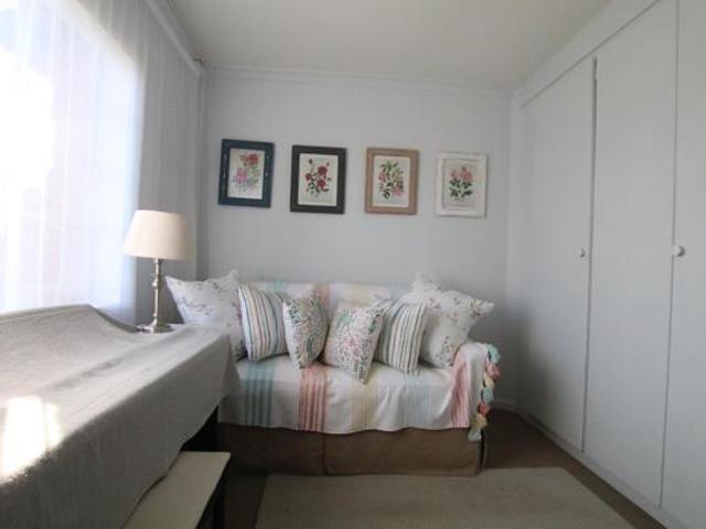 2 Bedroom Apartment in Die Hoewes