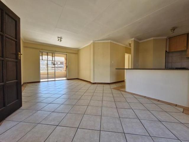 2 Bedroom Apartment in Die Hoewes
