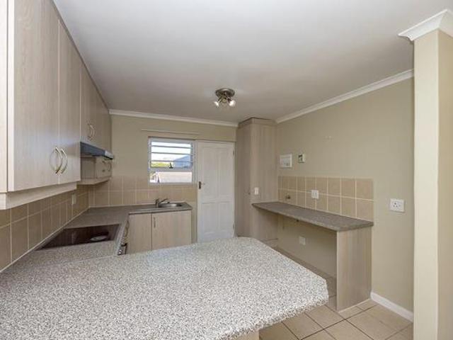 2 Bedroom Apartment in Diep River