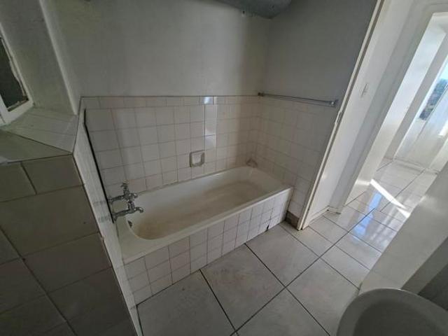 2 Bedroom Apartment in Dinwiddie