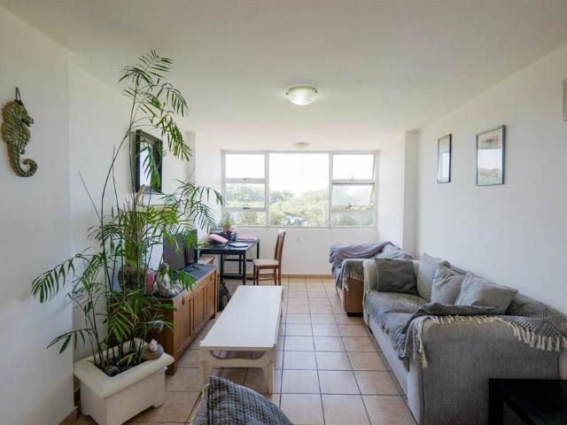 2 Bedroom Apartment in Doonside