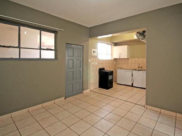 2 Bedroom Apartment in Doornfontein