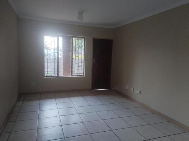 2 Bedroom Apartment in Doornpoort