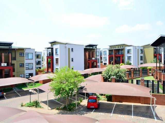 2 Bedroom Apartment in Douglasdale