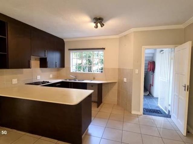 2 Bedroom Apartment in Douglasdale