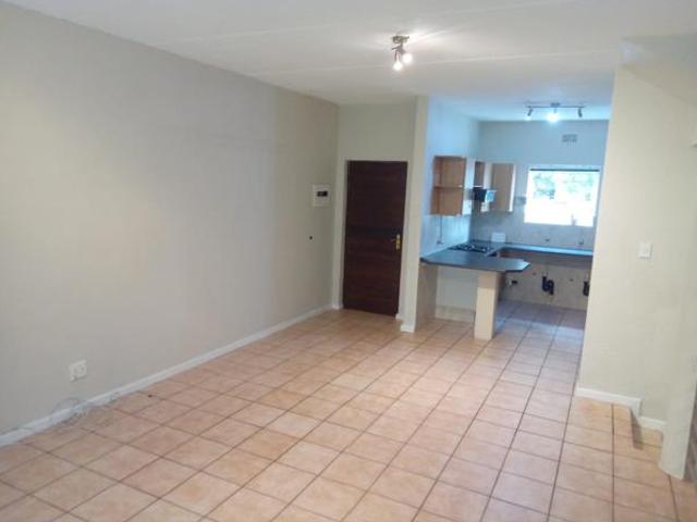 2 Bedroom Apartment in Douglasdale