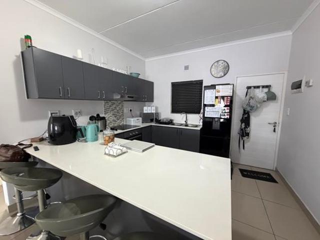 2 Bedroom Apartment in Edgemead