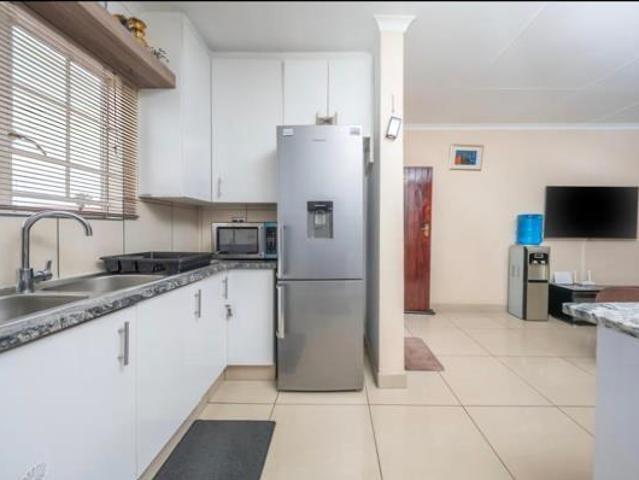 2 Bedroom Apartment in Eden Glen