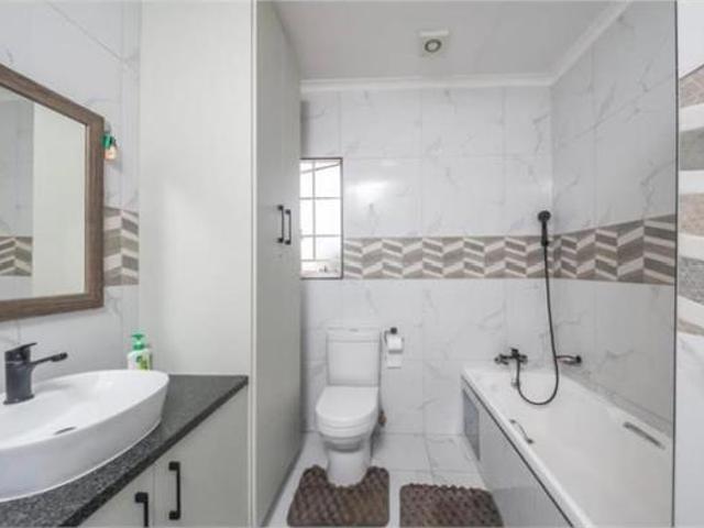 2 Bedroom Apartment in Eden Glen
