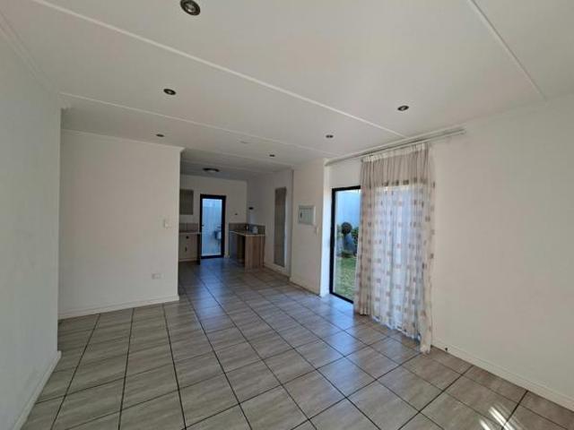 2 Bedroom Apartment in Edenburg